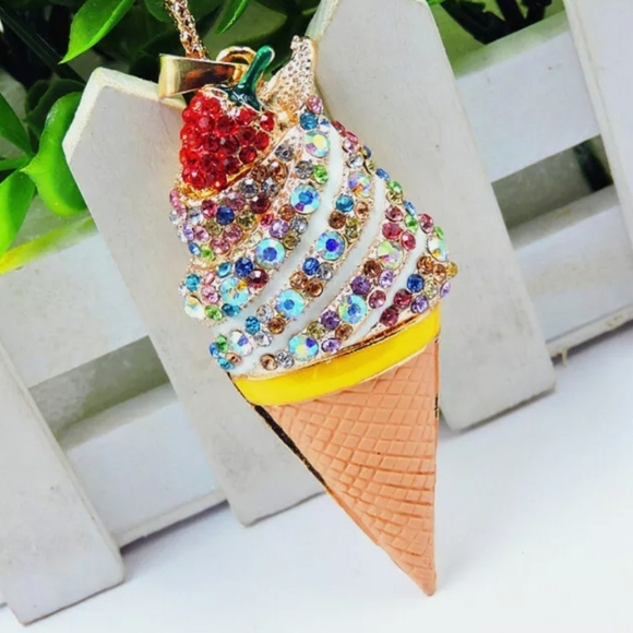 New-Crystal Ice Cream Cone Pendant/Brooch Necklace - Picture 3 of 6